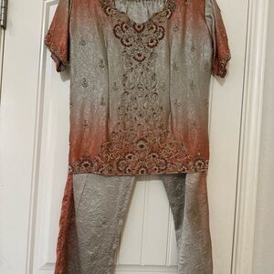 Gorgeous Net Embroidery Work blouse Kameez trouser‎ Suit. Size L